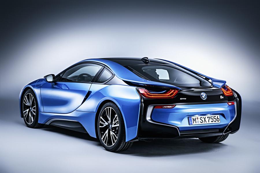  BMW i8 Pure Impulse Package 2014 года  (фото 9 из 15)